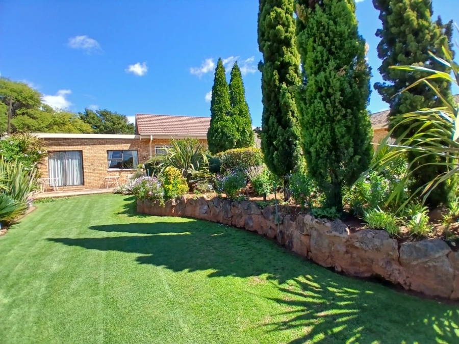4 Bedroom Property for Sale in Kuruman Northern Cape